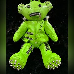 DOLLS KILL - NWT FRANKEN TORMENTED TEDDY BACKPACK

TRICKZ N' TREATZ